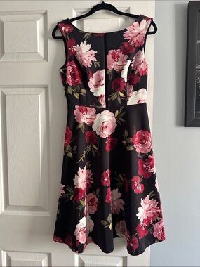 Women’s floral dress